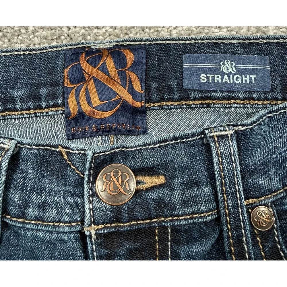 Rock & Republic Jeans Men's 33x32 Straight Stretch Blue Denim Embroidered